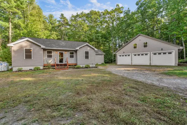 15 Evans Way, Sebago, ME 04029