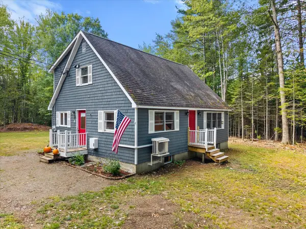 215 Levenseller Road, Holden, ME 04429