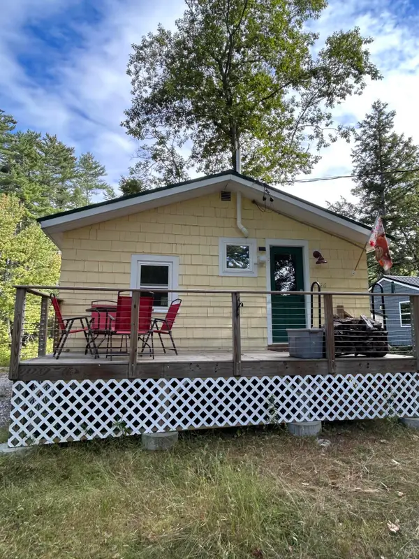 26 Dragon Back Road, Naples, ME 04055