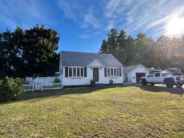 21 Myrtle Street, Madison, ME 04950