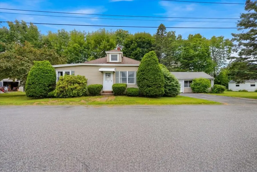 37 Buckley Street, Lewiston, ME 04240 - #3