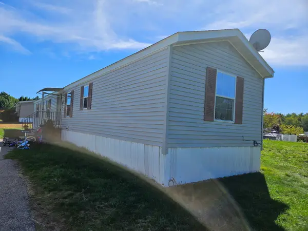 26 Goldrush Lane, Rochester, NH 03868