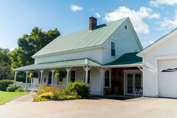 1922 Roxbury Road, Roxbury, ME 04275