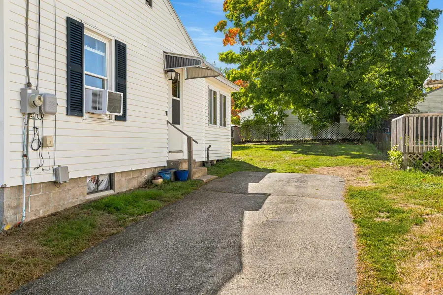 9 Adams Street, Sanford, ME 04073 - #3