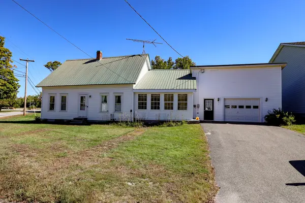13 School Street, Canton, ME 04221