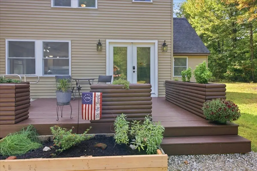 25 E Oxford Road, Oxford, ME 04270 - #3