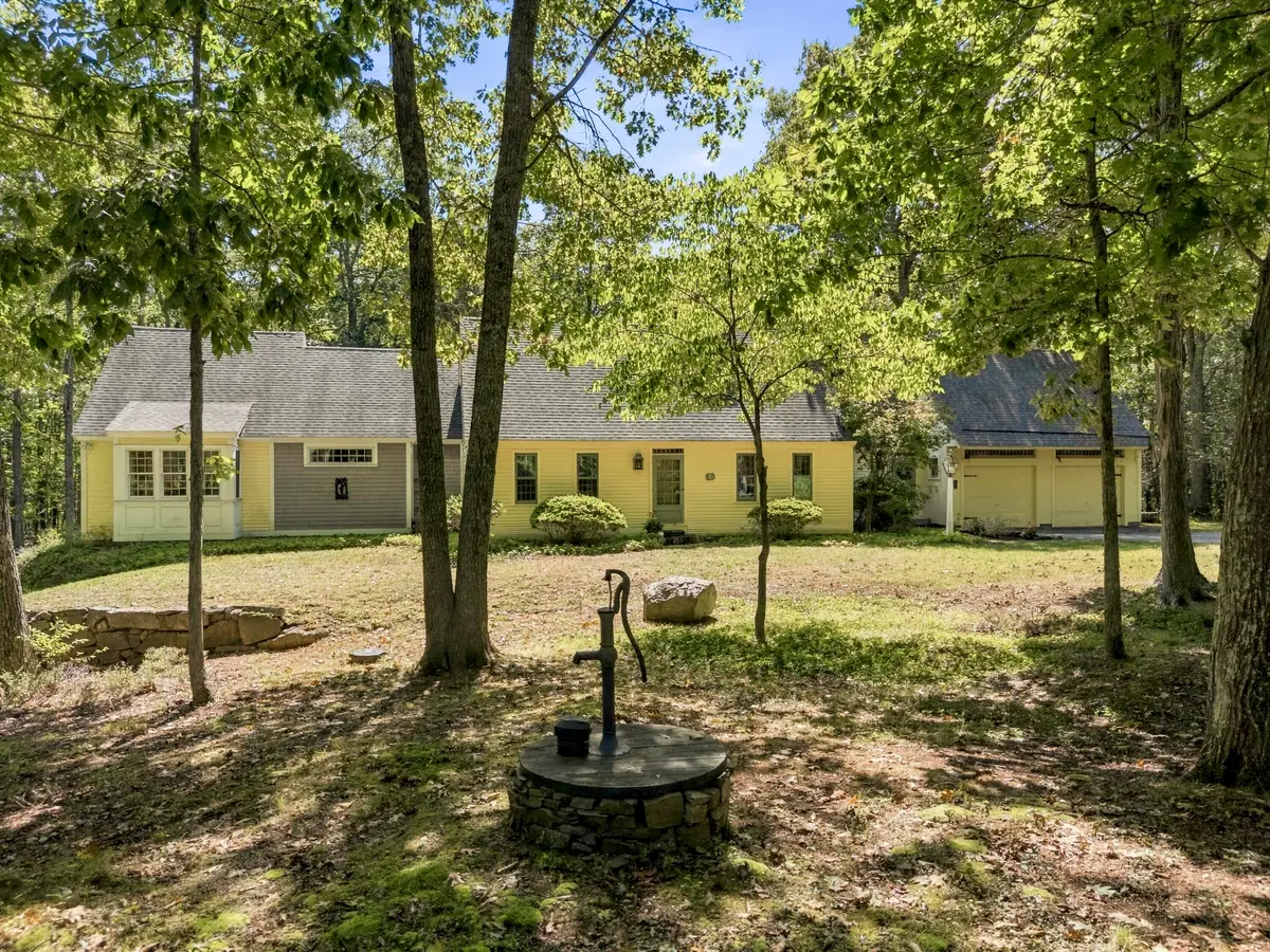 2 Highgate Close, York, ME 03909 - #1