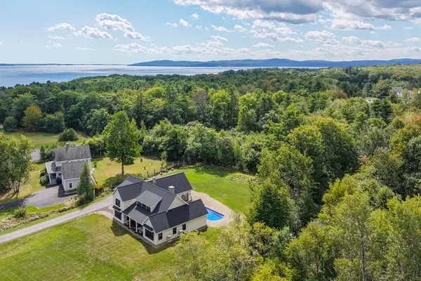 12 Banks Terrace, Searsport, ME 04974