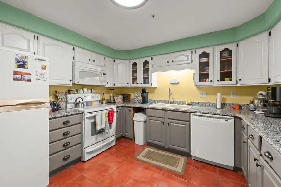 72 Smith Street #6, Augusta, ME 04330 - #3