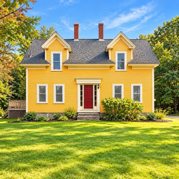 66 Old Cape Road, Kennebunkport, ME 04046