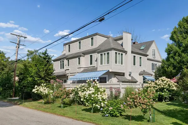8 Woodland Avenue #3, Kennebunk, ME 04043