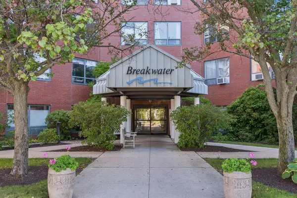 148 Breakwater Drive #810, South Portland, ME 04106