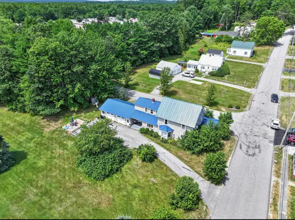 28 Park Street, Livermore Falls, ME 04250