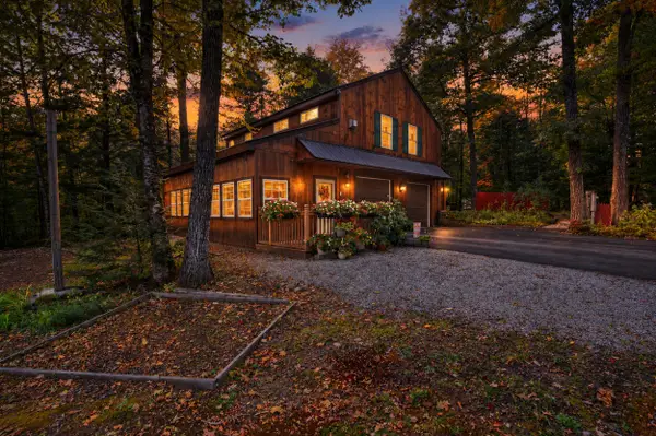 8 Raspberry Lane, Fryeburg, ME 04037