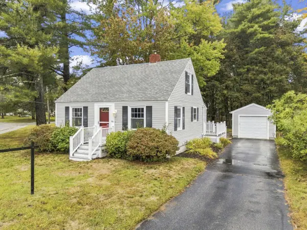 23 Wilson Street, Topsham, ME 04086