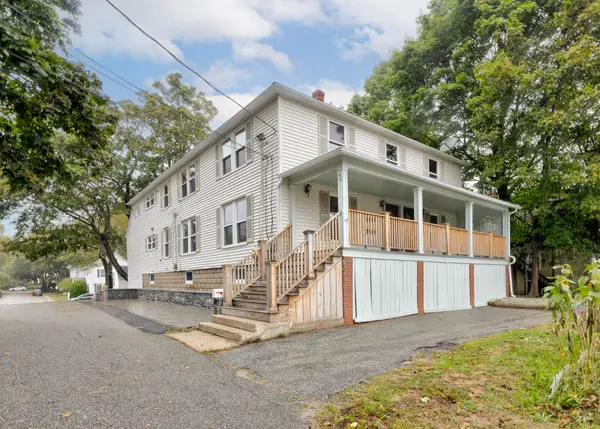 44 Warren Avenue, Cape Elizabeth, ME 04107