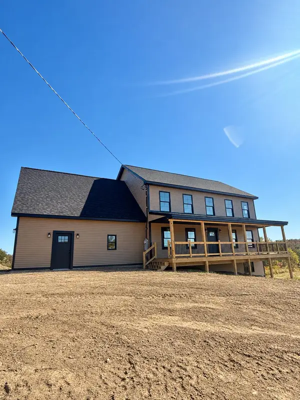 6 Devon Pasture Lane, Fairfield, ME 04937