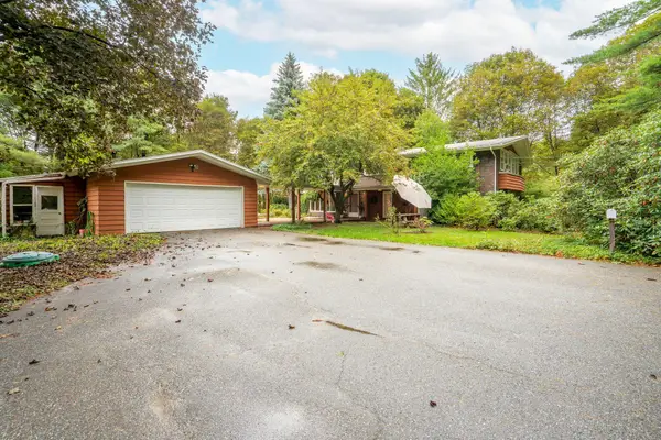 13 Barkley Place, Auburn, ME 04210