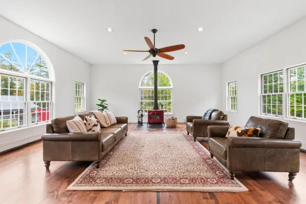 125 Loring Lane, Pownal, ME 04069