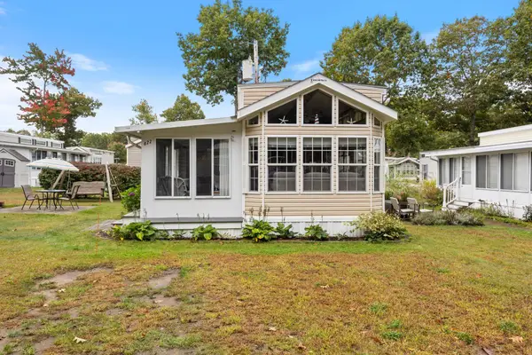 23 College Drive #822, Wells, ME 04090