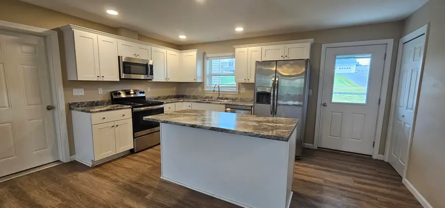32 Meadow Drive, Waterville, ME 04901 - #3