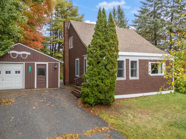 949 Depot Street, Waldoboro, ME 04572