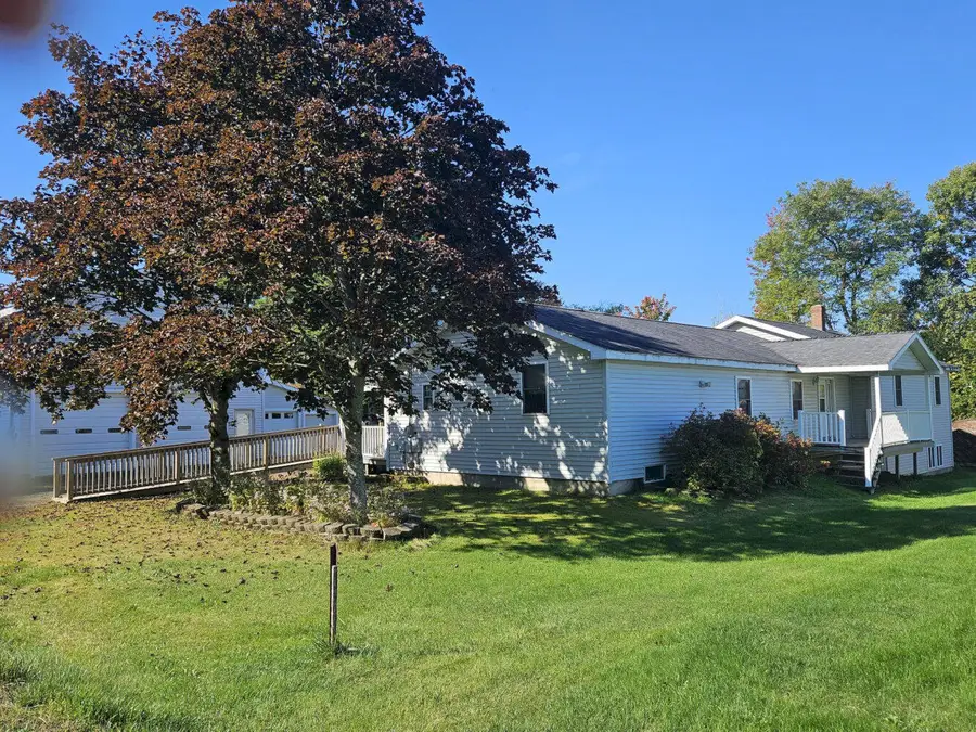 7 Land Street, Skowhegan, ME 04976 - #2