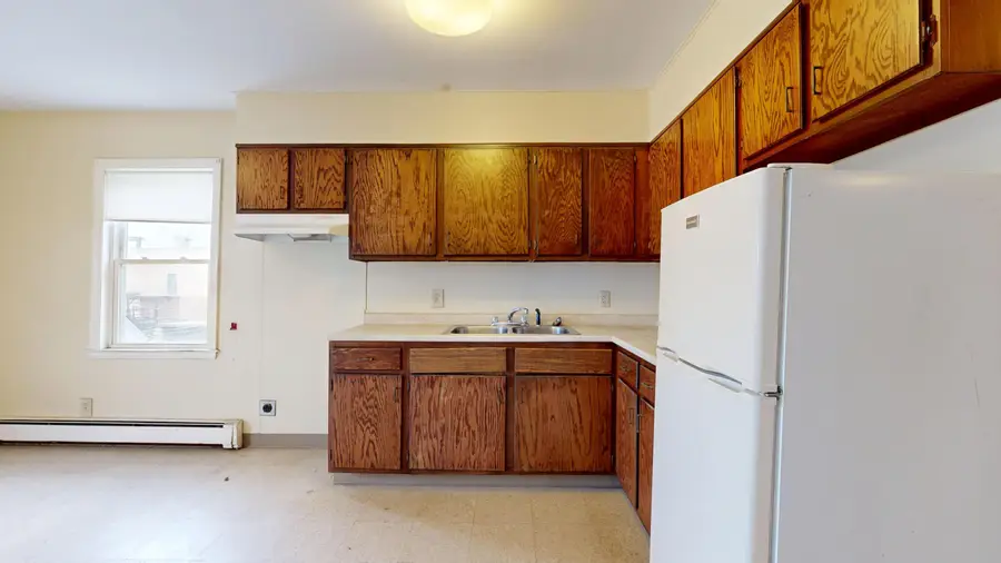 212 Park Street, Lewiston, ME 04240 - #3