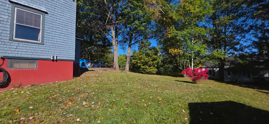 27 W Dartmouth Street, Auburn, ME 04210 - #3