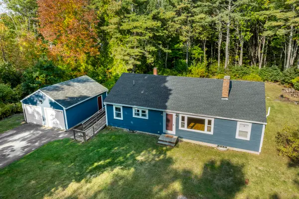 137 Bayview Road, Nobleboro, ME 04555