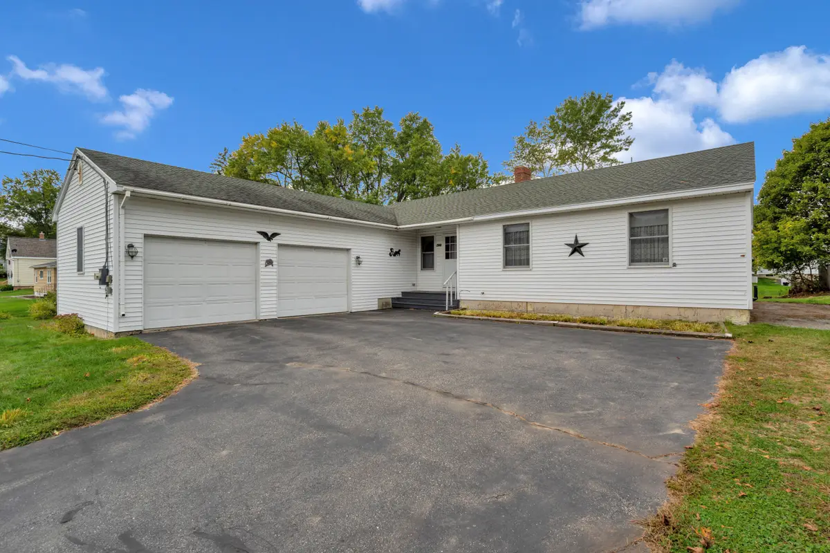 200 Central Avenue, Lewiston, ME 04240 - #1