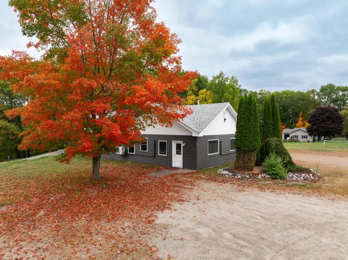 880 Main Street, Lincoln, ME 04457 - #1