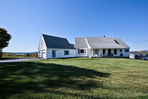 520 Foxes Ridge Road, Acton, ME 04001