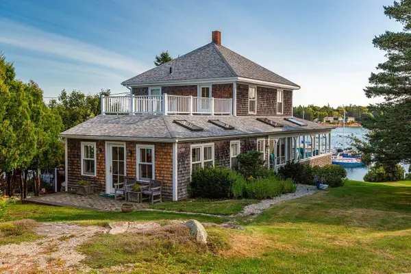 6 Windswept Way, Tremont, ME 04612