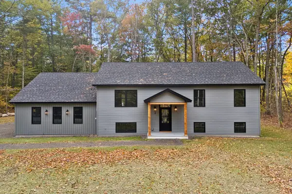 6 Perimeter Avenue, Standish, ME 04084