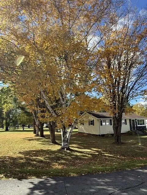 33 Ward Street, Presque Isle, ME 04769 - #3
