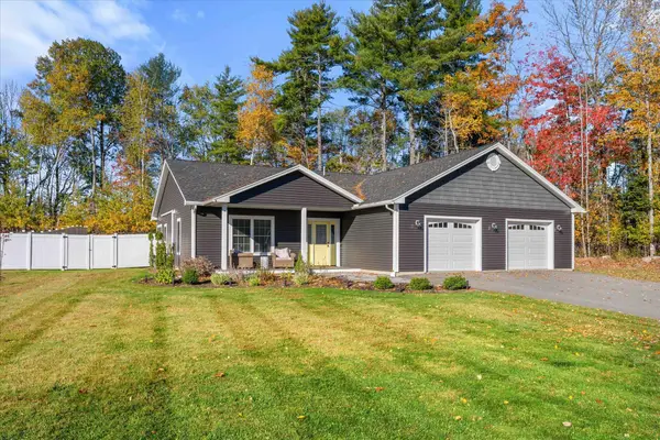 65 Nye Lane, Hermon, ME 04401