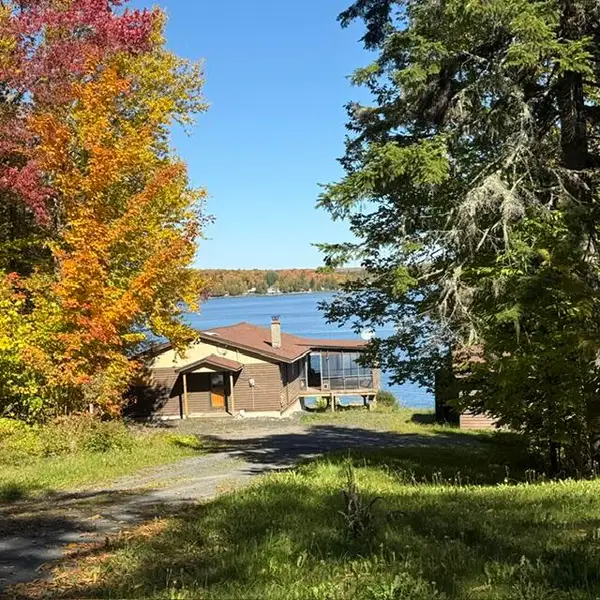 269 W W. Van Buren Cove Road, Van Buren, ME 04785