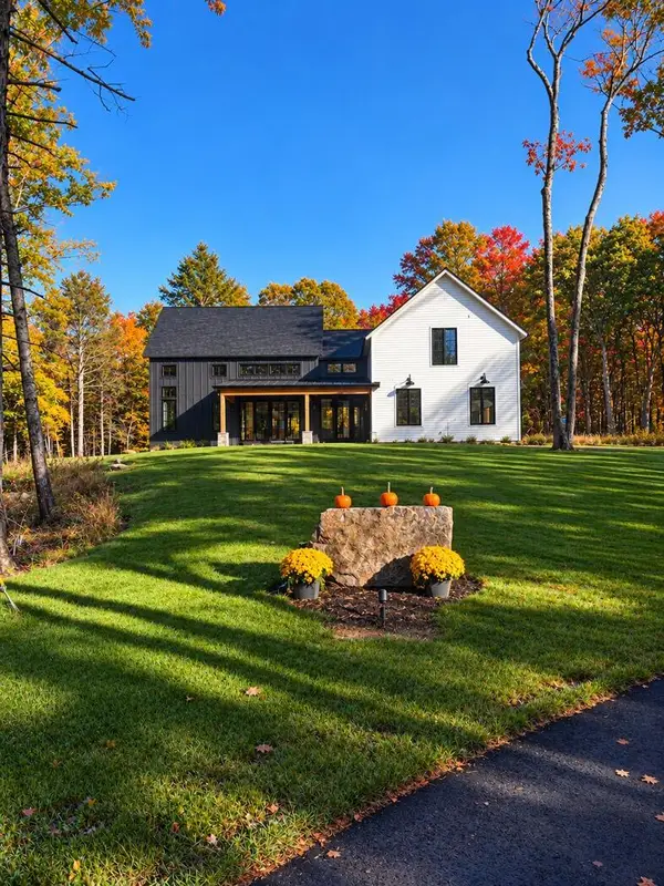 7 & 8 Winn Trail, York, ME 03902