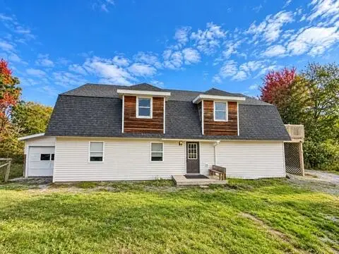 16 Infant Street, Ellsworth, ME 04605