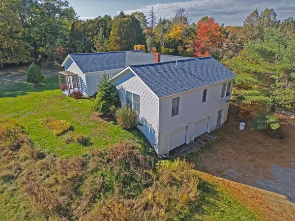 1023 Pleasant Street, Blue Hill, ME 04614