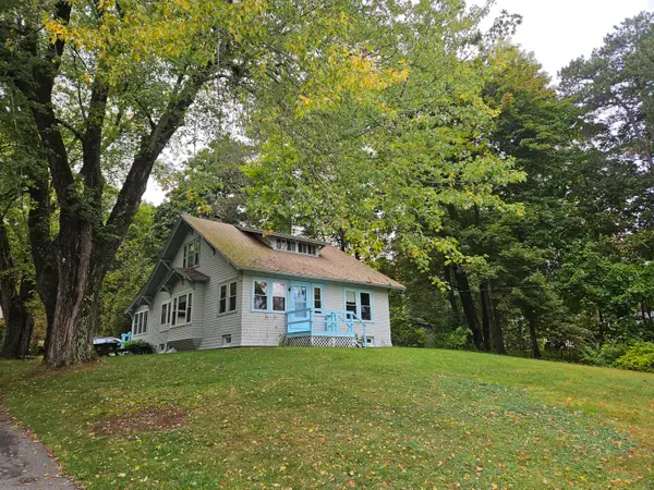 350 Main Road S, Hampden, ME 04444