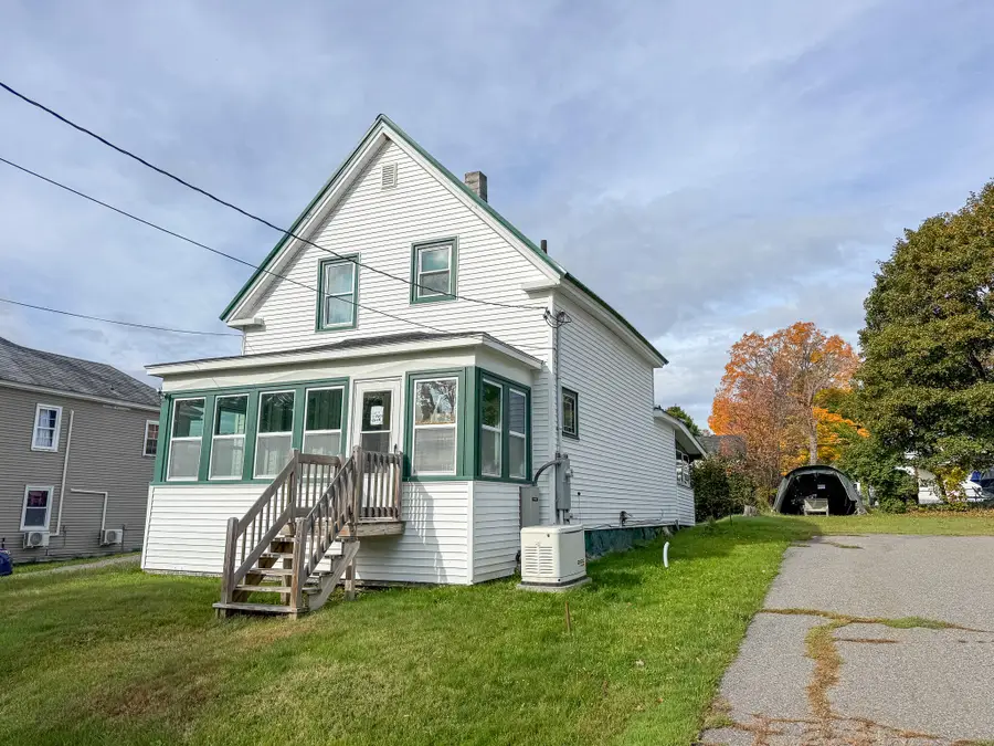 16 Elm Street, East Millinocket, ME 04430 - #2