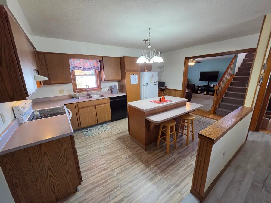 3 Linda Circle, Lewiston, ME 04240 - #3
