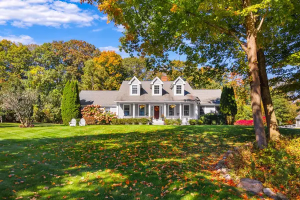 3 Jeffrey Drive, York, ME 03909