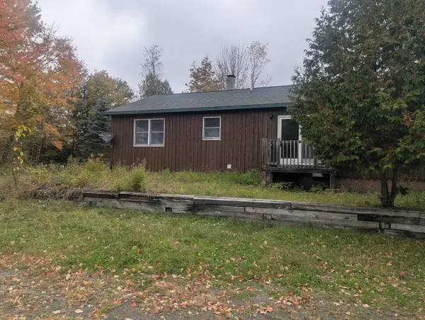 177 Storer Road, Bradford, ME 04410