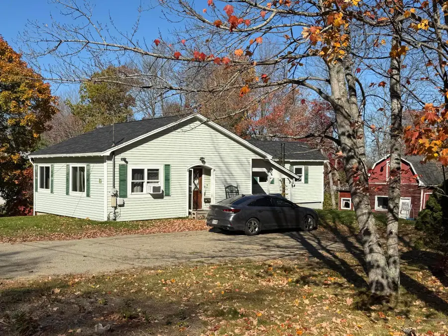 19 Pinkham Street, Lincoln, ME 04457 - #3
