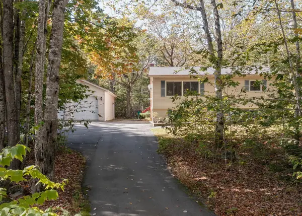 81 Highland Road, Standish, ME 04084