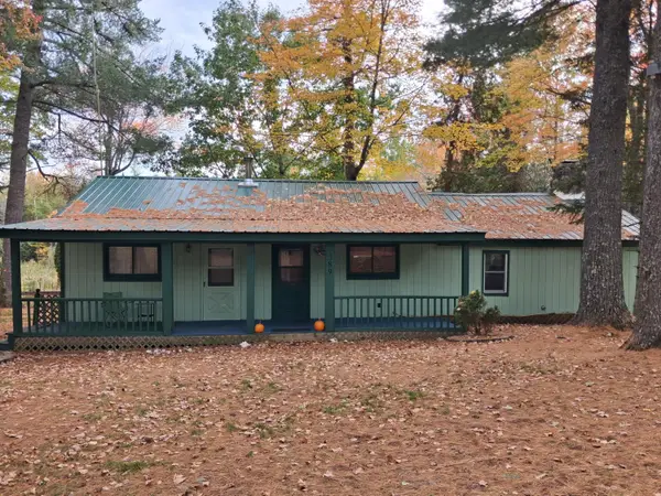 389 Airline Road, Aurora, ME 04408