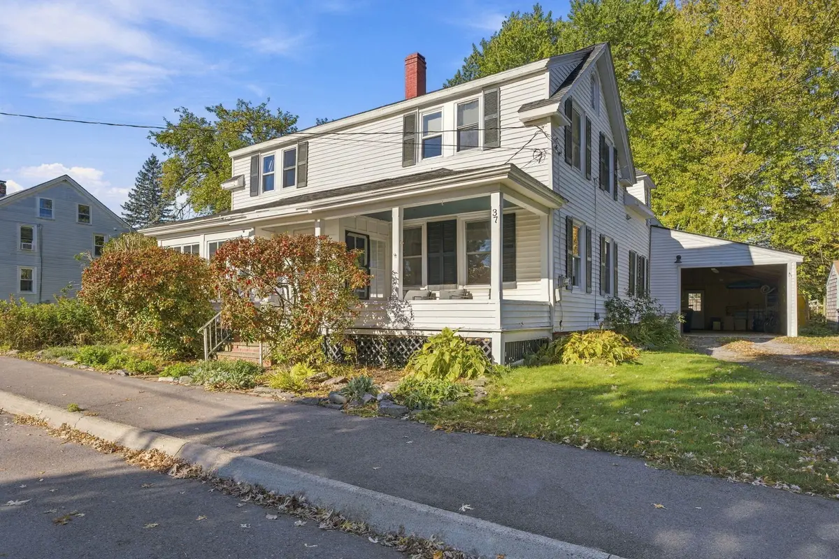 37 Broadway, Orono, ME 04473 - #1